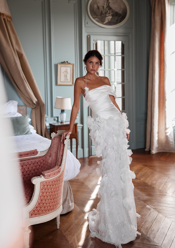 Asymmetrical Wedding Dresses