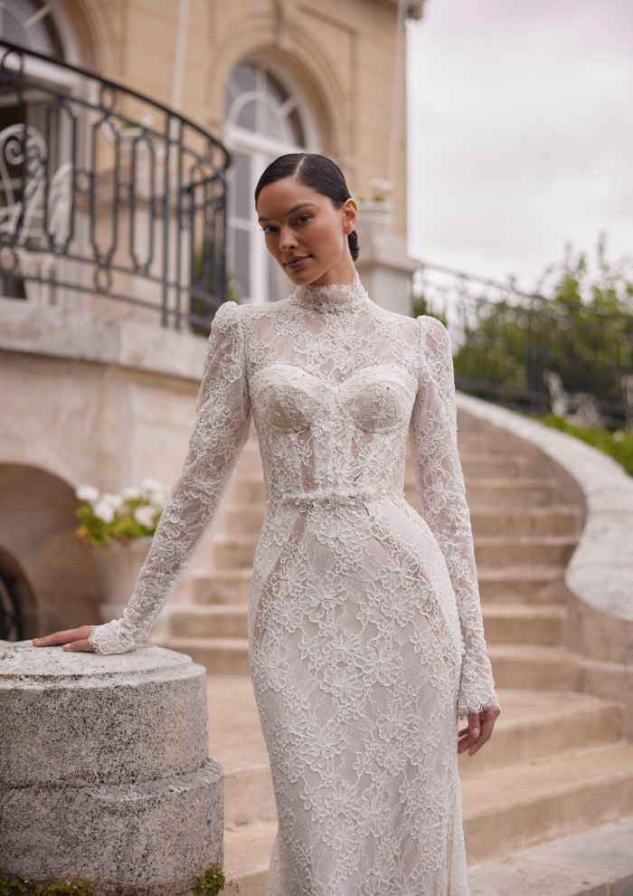 Wedding Dresses With Buttons Down The Back