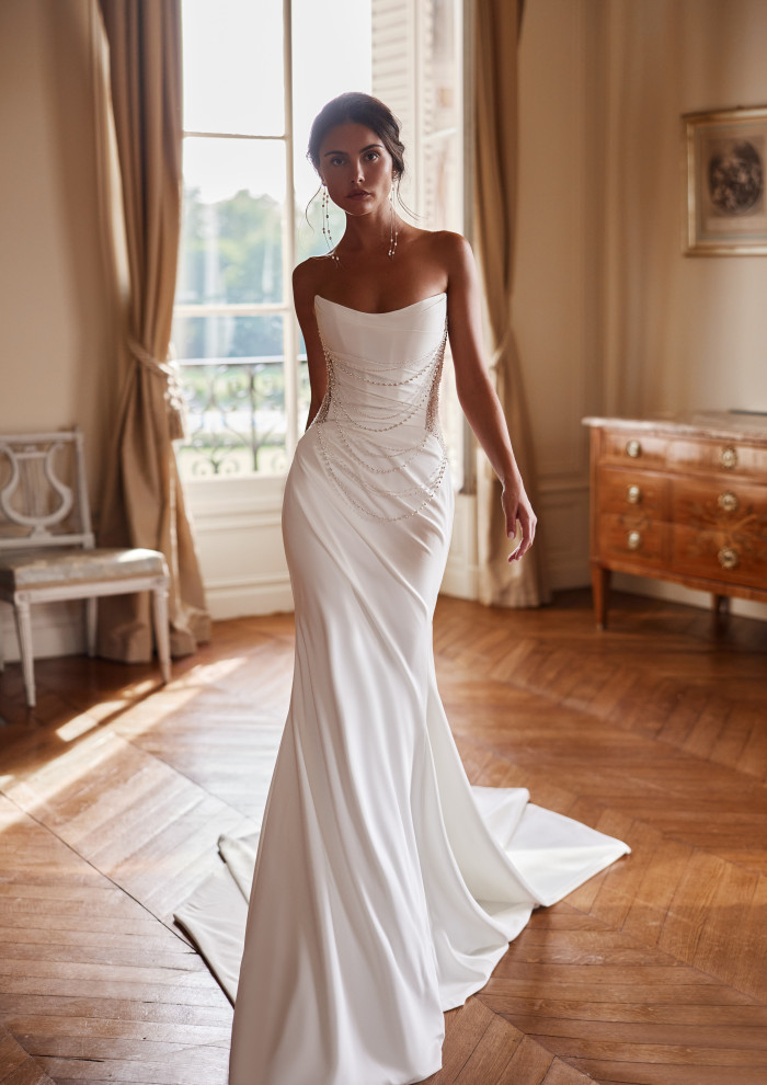 green emerald velvet dress Modest Solid White A-Line Split Front Wedding Dress Elegant Simple Cas   DorrisDress