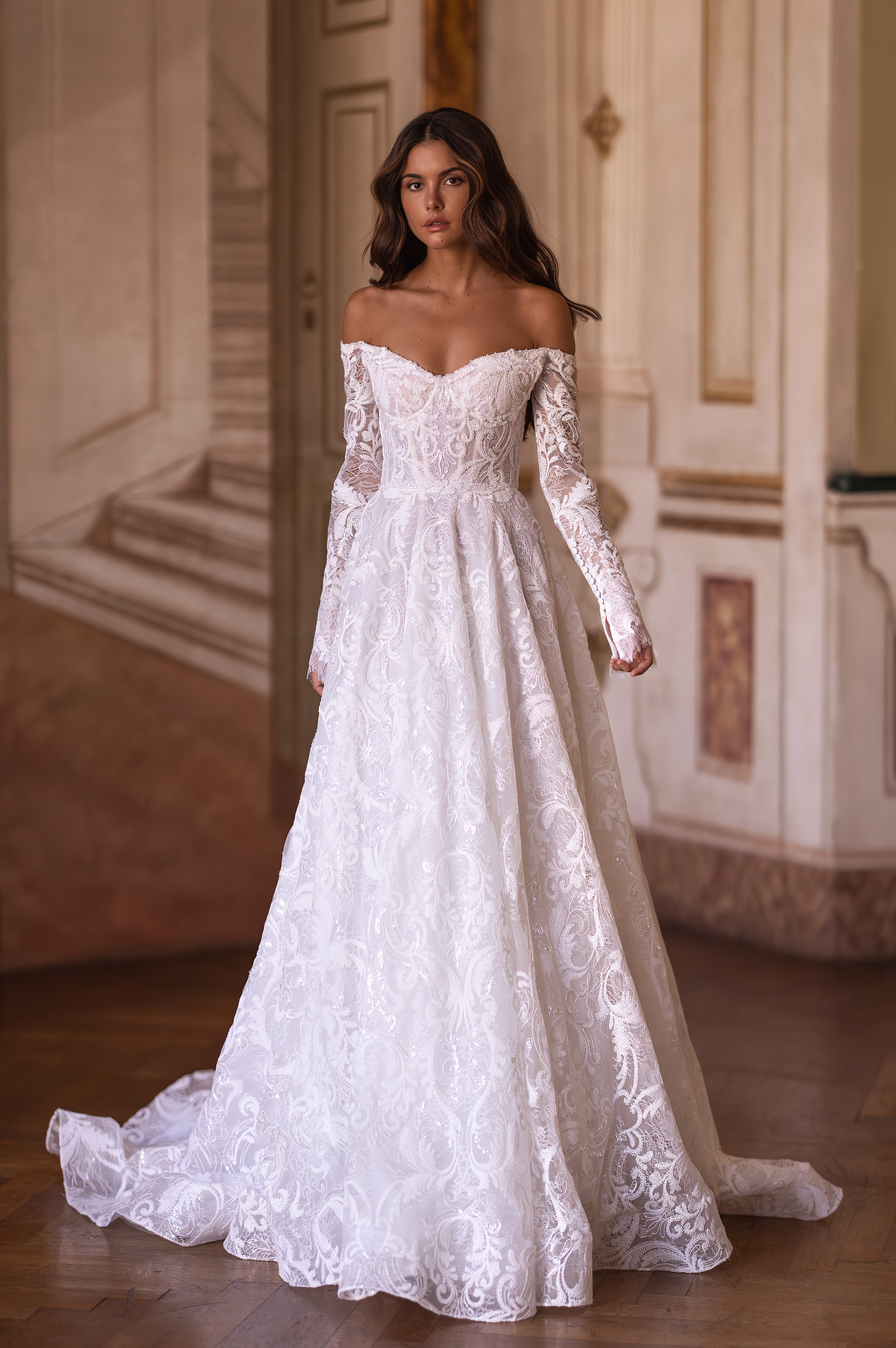 Wedding Dress Roberta - YD18230 | Yedyna Wedding Studios