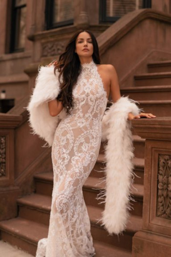 Top 10 Designer Wedding Dress Makers: Exquisite Creations from Top Brands